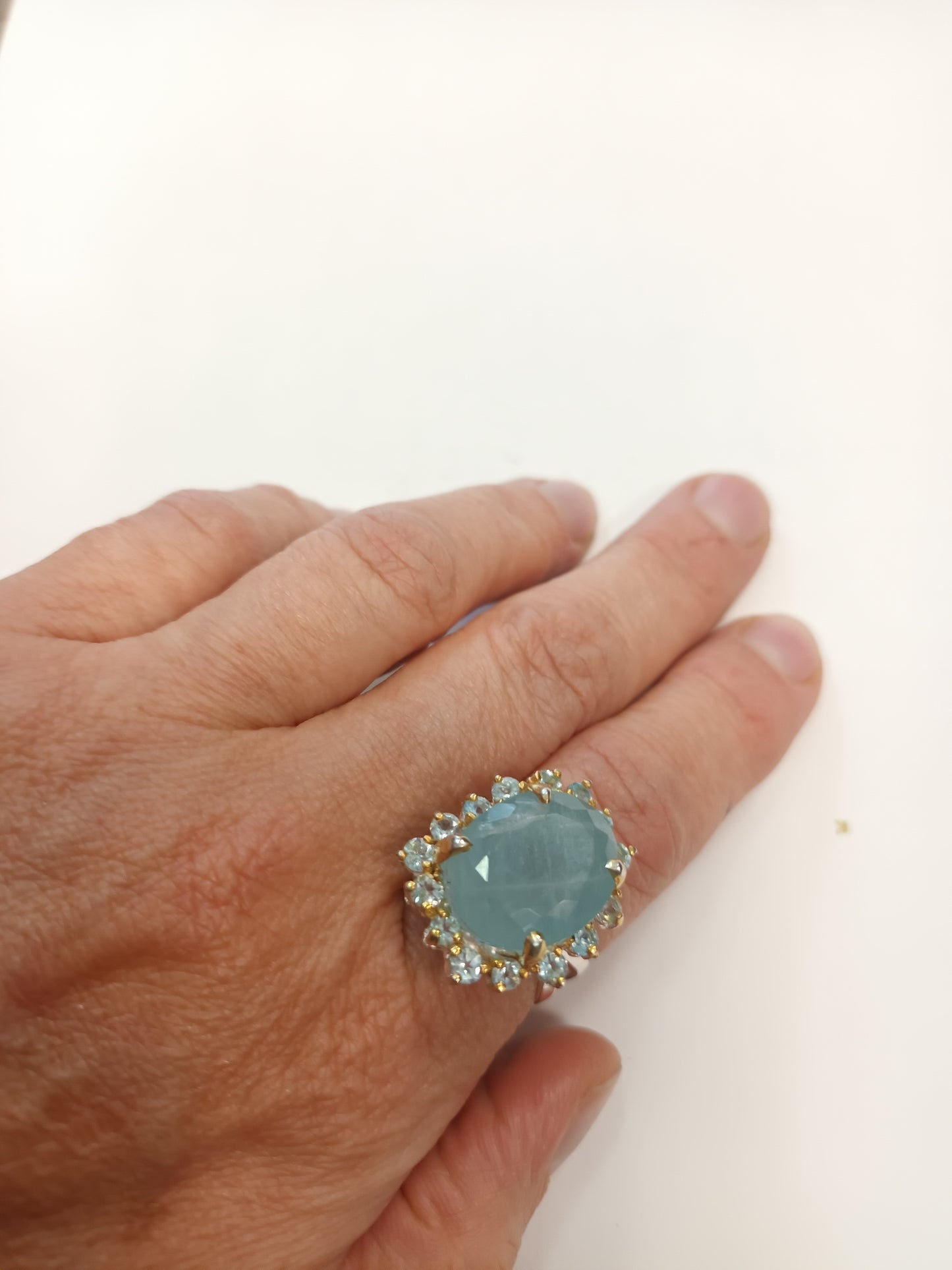 Кольцо с аквамарином и голубым топазом