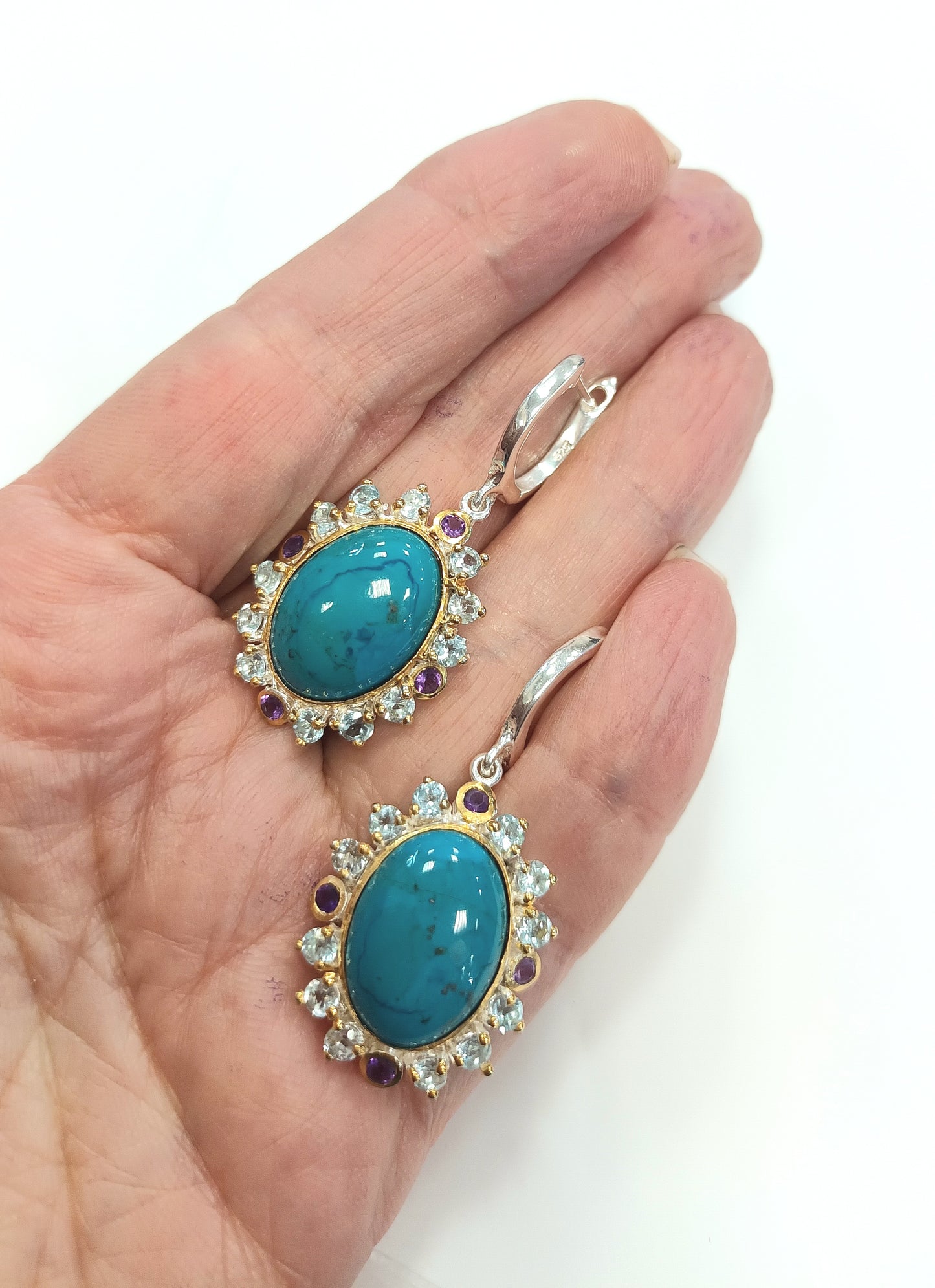 Серьги с натуральной бирюзой (18ct ) и с натуральными голубыми топазами и аметистами